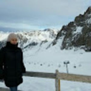 Meet your Posher, Rita